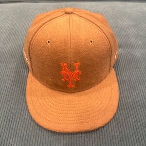 Aime Leon Dore mohair Mets fitted hat size 7 5/8.